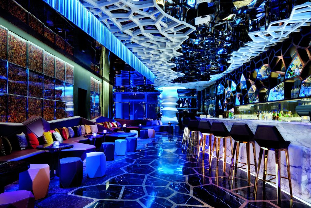 cocktail bar
